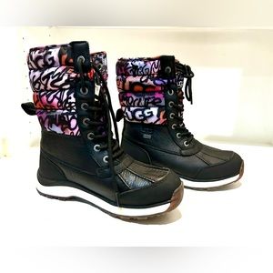 UGG Adirondark III graffiti waterproof boots